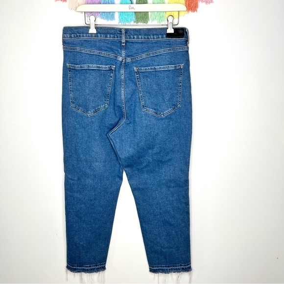 Express Super High Rise Mom Jean 5 Button Fly 
Medium Wash Denim Size 14 - Picture 5 of 16